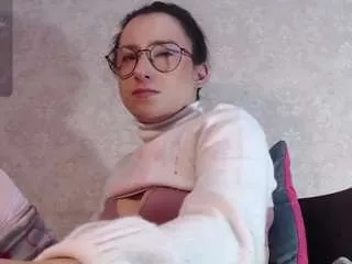 Offline little-ammy on CamSoda