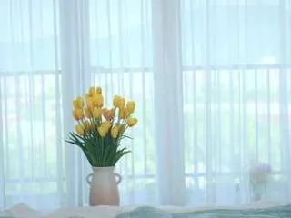 Offline lolaspais on CamSoda