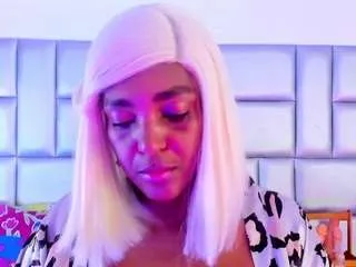 Offline lovely-nicki on CamSoda