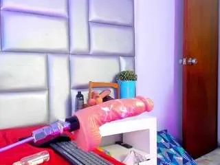 Offline lovely-nicki on CamSoda