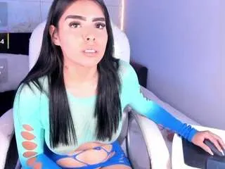 Offline lovelyeyess on CamSoda