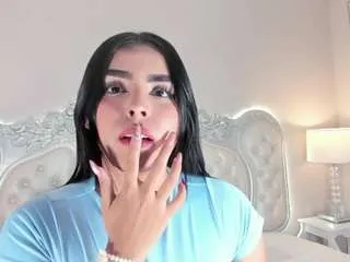 Offline lovelyeyess on CamSoda