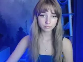 Offline lucialittle on CamSoda