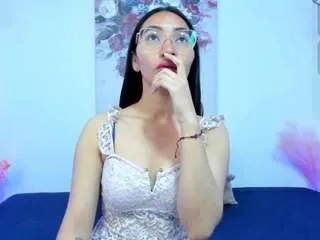 Offline lucyyliiu on CamSoda