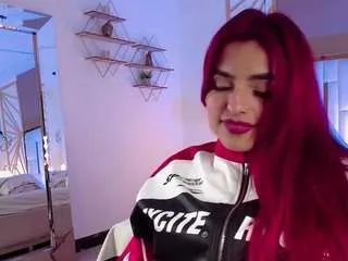 Freechat luna-cutefx on CamSoda