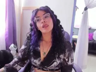 Offline luna-dubois on CamSoda