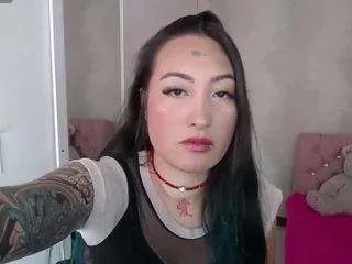 Offline lunaaponte on CamSoda