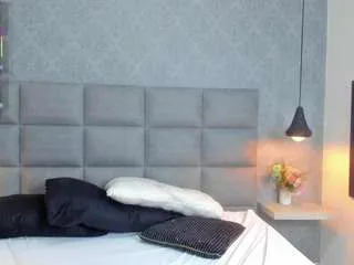 Freechat lunabellaa3 on CamSoda