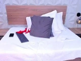 Offline lunaleee on CamSoda