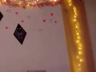 Offline lunanova999 on CamSoda