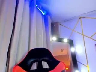 Freechat lunapleasure on CamSoda