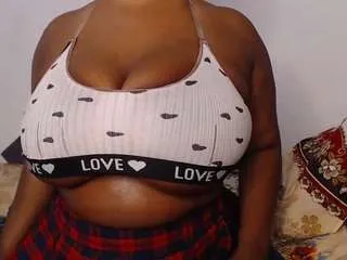 Offline lustyebony1996 on CamSoda