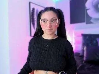 Offline luucyjoness on CamSoda