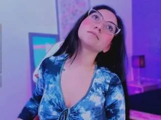 Offline luucyjoness on CamSoda