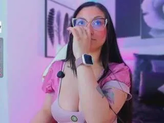 Offline luucyjoness on CamSoda