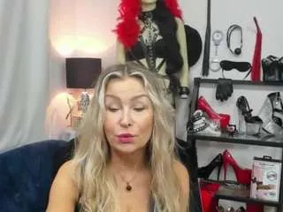 Offline luxcrystal on CamSoda