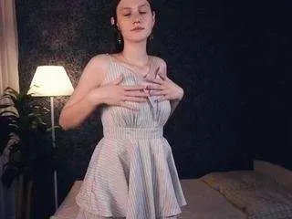 Freechat lynettedollins on CamSoda