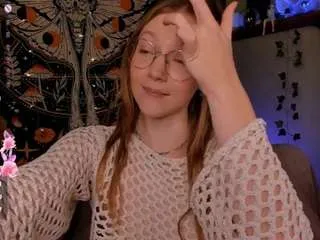 Offline lyra-thenymph on CamSoda