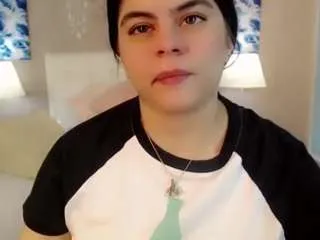 Offline maddisonivanova1 on CamSoda