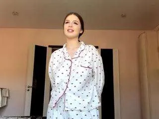 Offline madelineharris on CamSoda