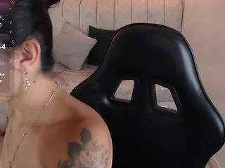 Offline madhison-klain-s on CamSoda