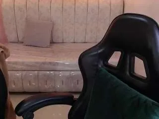 Offline madhison-klain-s on CamSoda