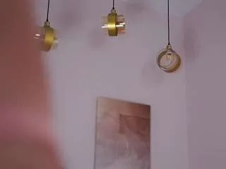 Offline maebrowning on CamSoda