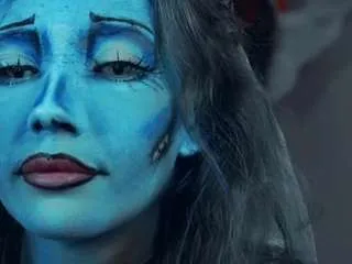 Offline maebrowning on CamSoda