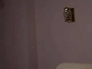 Offline maebrowning on CamSoda