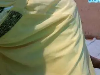 Offline magnetic-queen on CamSoda