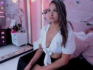 Offline maiyajoness on CamSoda