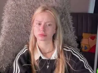 Offline malenaernman on CamSoda