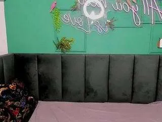 Freechat margaretroy on CamSoda