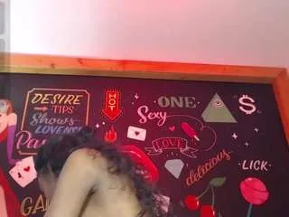 Offline marian-reynolds on CamSoda