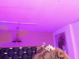 Freechat marie-harper on CamSoda