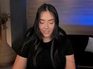 Offline martinna on CamSoda