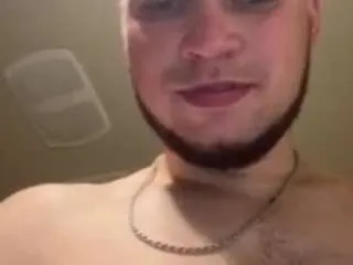 Offline matthewzzzhorny on CamSoda