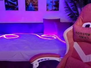 mayalight on CamSoda 