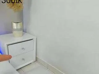 Offline mayeutica on CamSoda