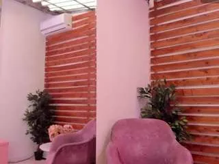 Offline meganslaves on CamSoda