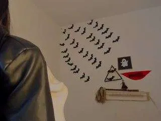 Offline meganthompsonn on CamSoda