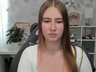 Offline meganxcute on CamSoda