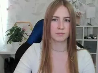 Offline meganxcute on CamSoda