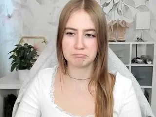 Offline meganxcute on CamSoda