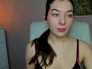 Offline meganxkiss on CamSoda