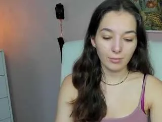 Offline meganxkiss on CamSoda