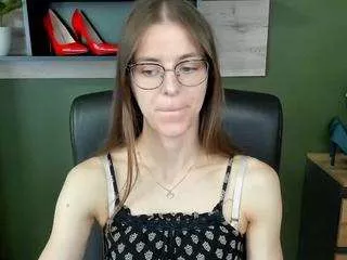 Freechat megidesire on CamSoda