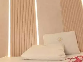 Offline melanie-bonelli on CamSoda