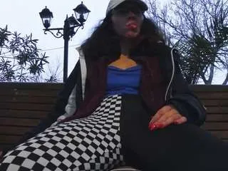 Offline mellysquirtybiglabia on CamSoda