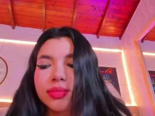Offline melodyy-rose on CamSoda